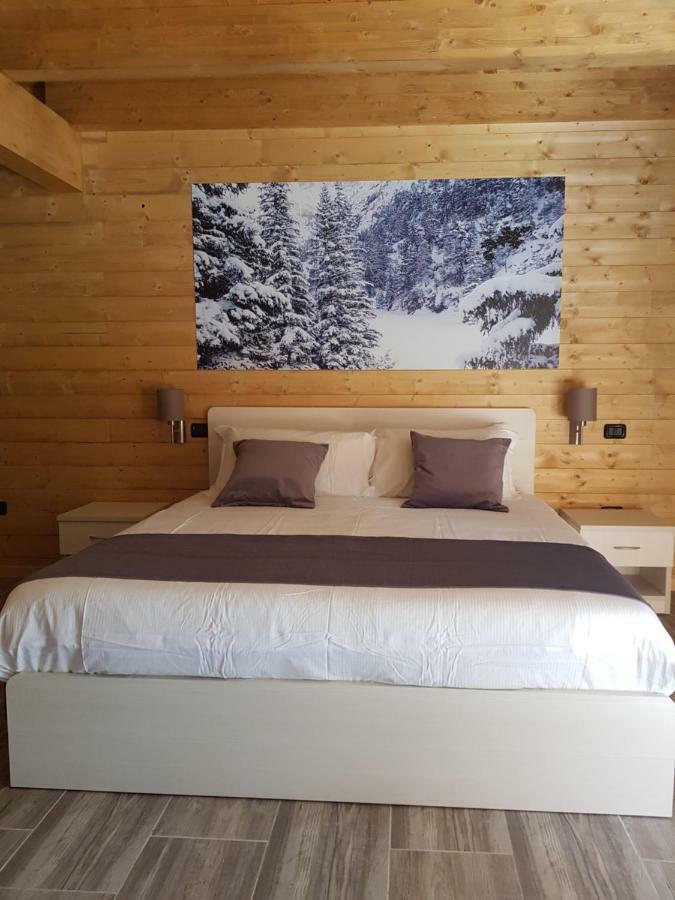 Lorica Suite Lago Extérieur photo