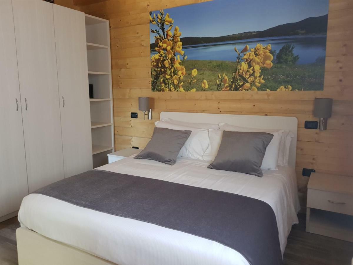 Lorica Suite Lago Extérieur photo