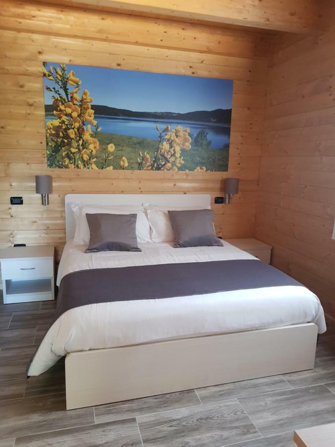 Lorica Suite Lago Extérieur photo