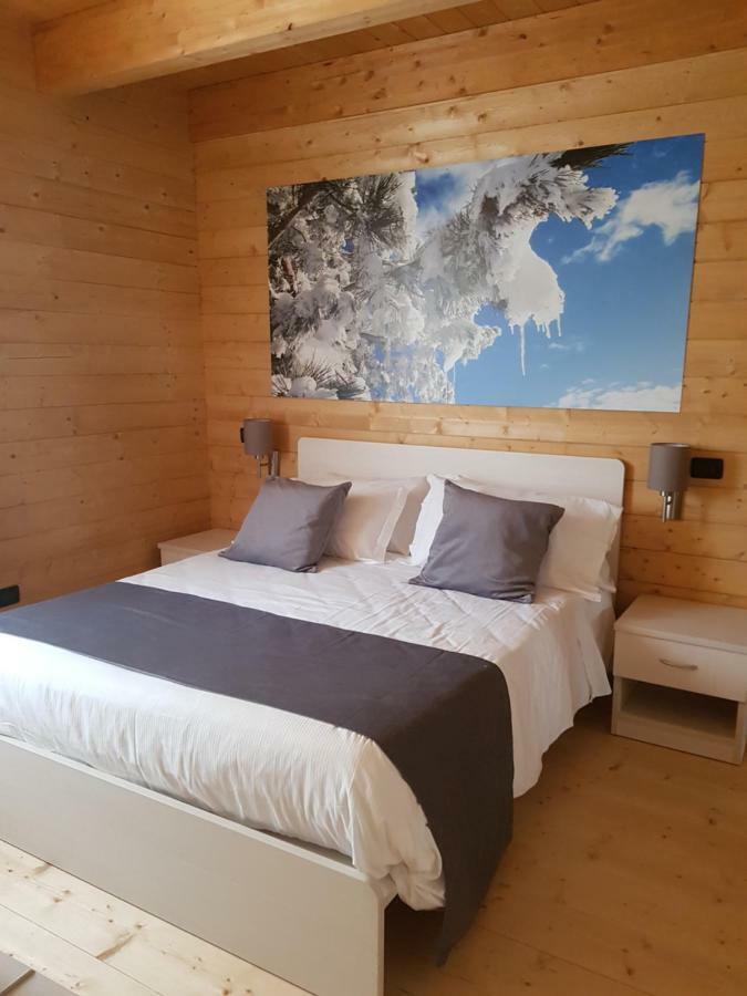 Lorica Suite Lago Extérieur photo