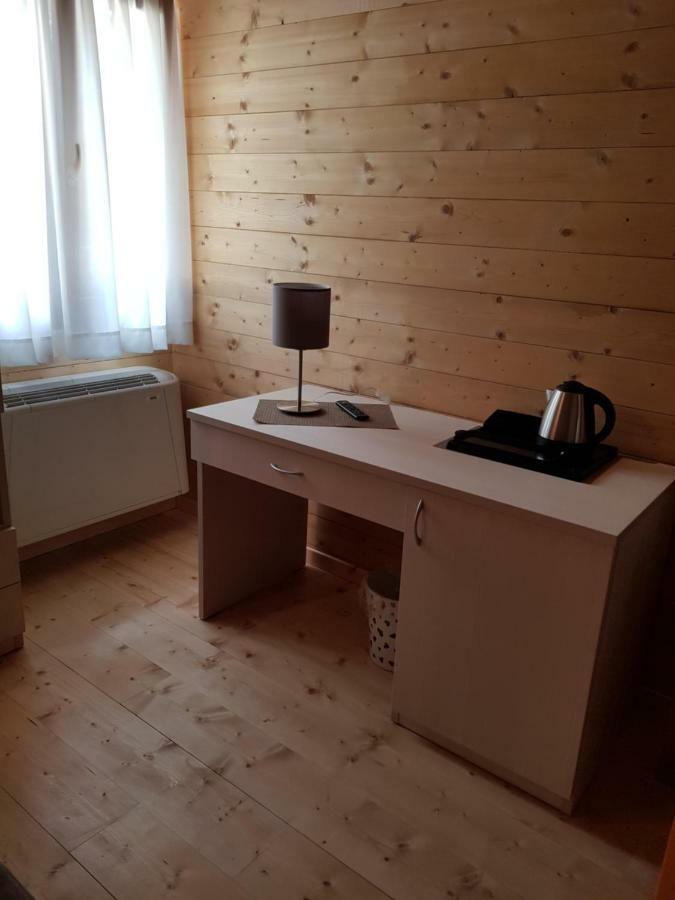Lorica Suite Lago Extérieur photo